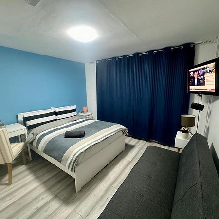 Tottenham Velvet Suites ลอนดอน ภายนอก รูปภาพ