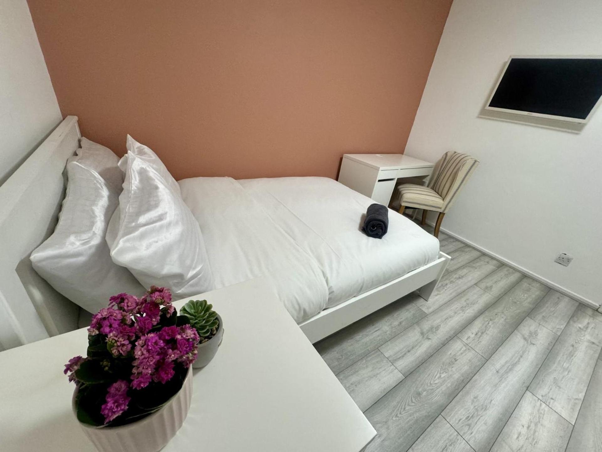 Tottenham Velvet Suites ลอนดอน ภายนอก รูปภาพ