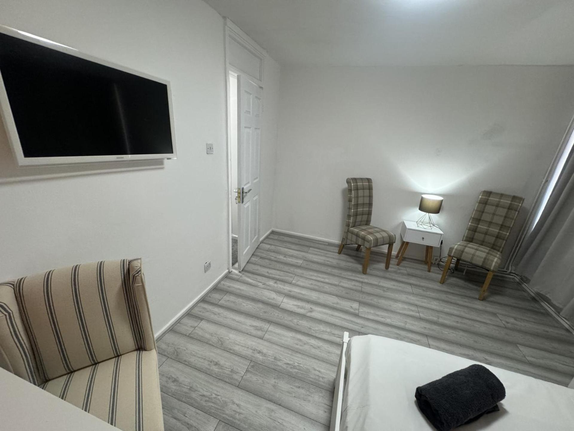 Tottenham Velvet Suites ลอนดอน ภายนอก รูปภาพ