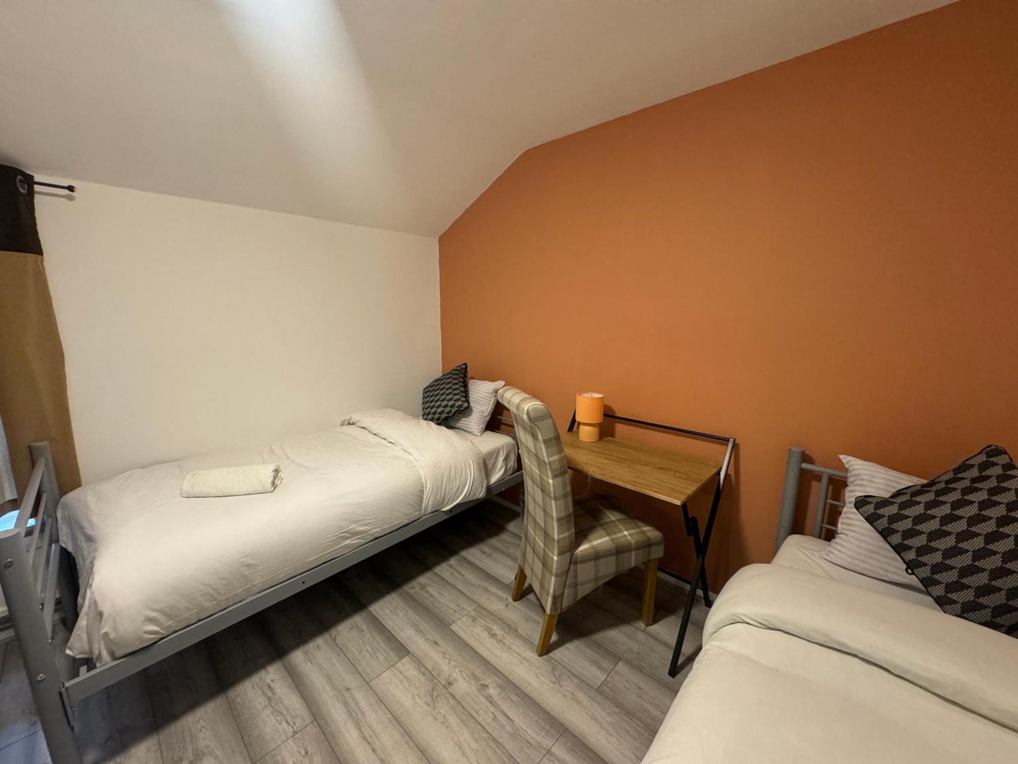 Tottenham Velvet Suites ลอนดอน ภายนอก รูปภาพ